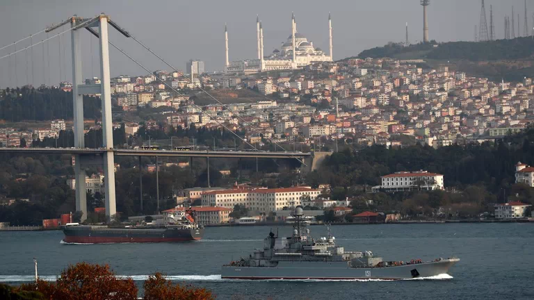 ¿Bloqueo de buques en Turquía?